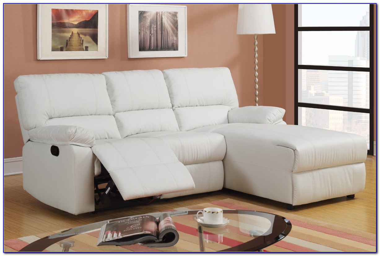 597 Casual Reclining Sectional Sofa With Right Side Chaise By Franklin
